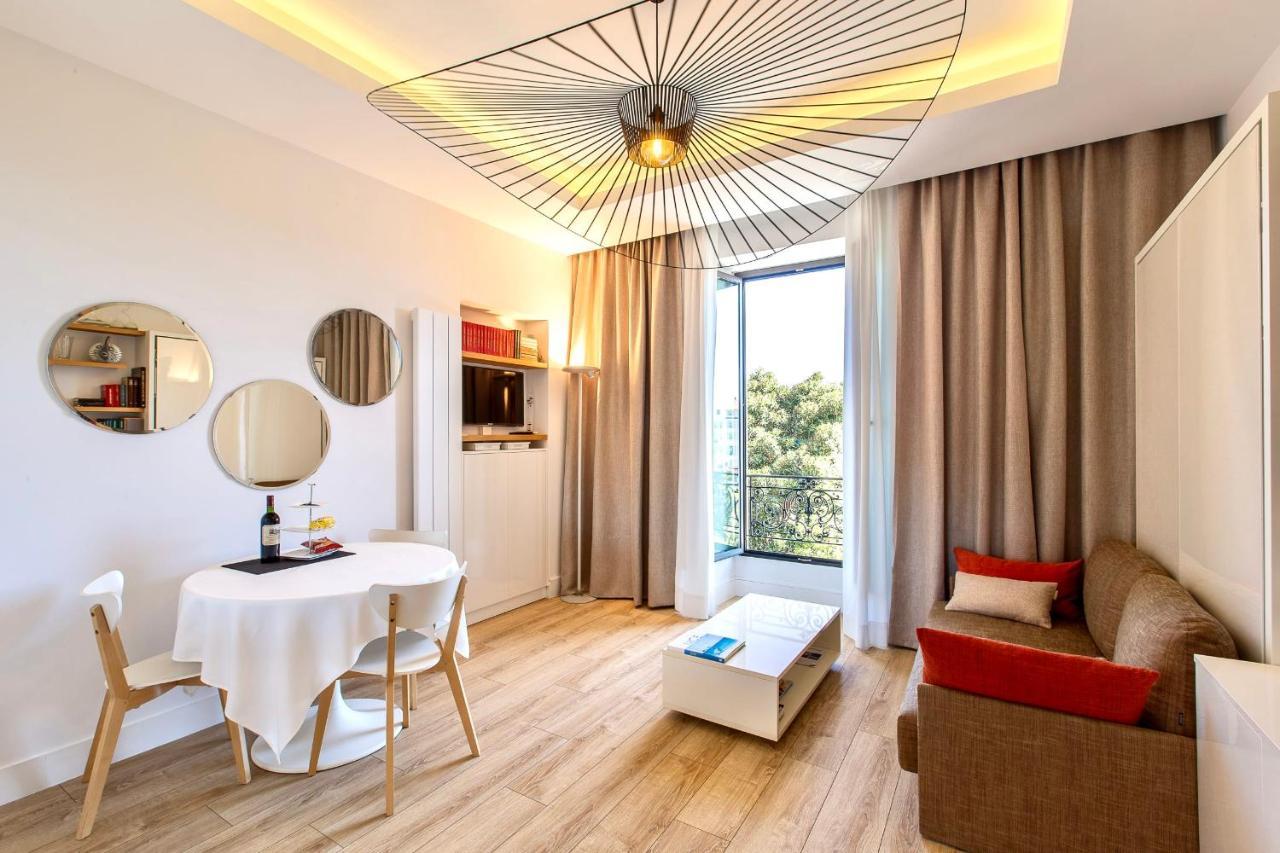 Grand H -F2, Face Vieux- Nice, Terrasse, Ascenseur, Climatisation, Terrace - Nice City Center Eksteriør billede