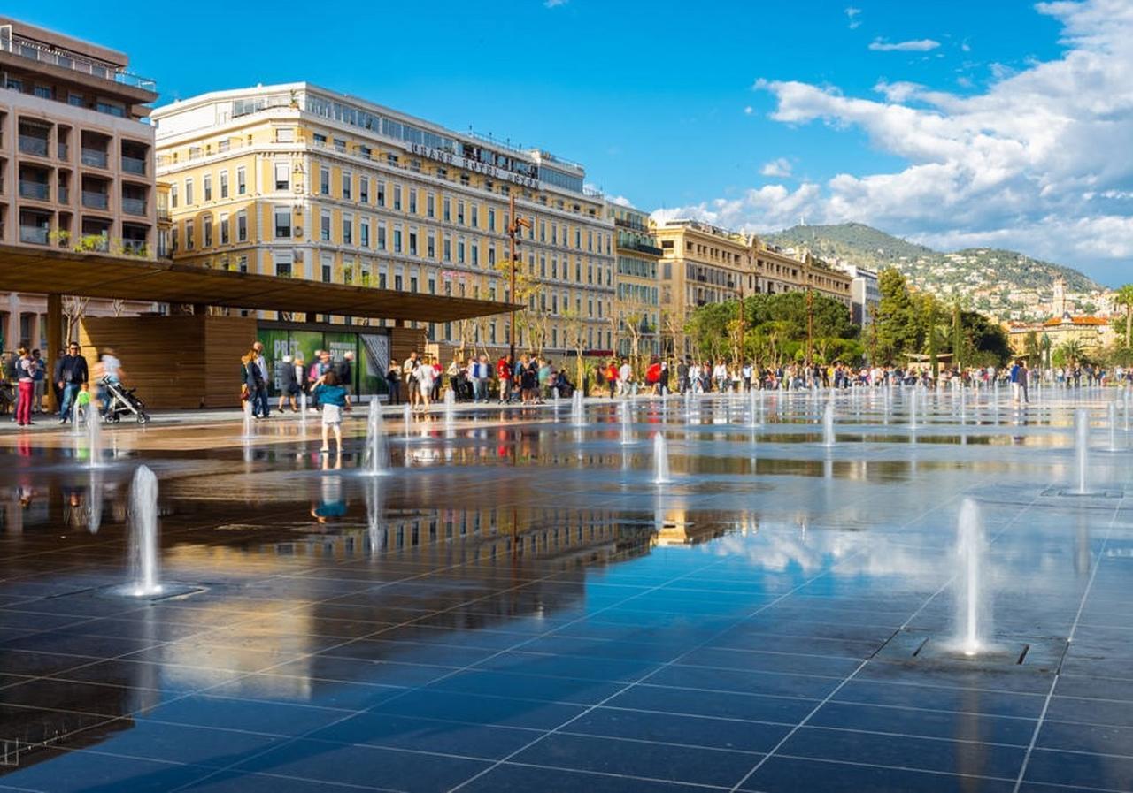 Grand H -F2, Face Vieux- Nice, Terrasse, Ascenseur, Climatisation, Terrace - Nice City Center Eksteriør billede